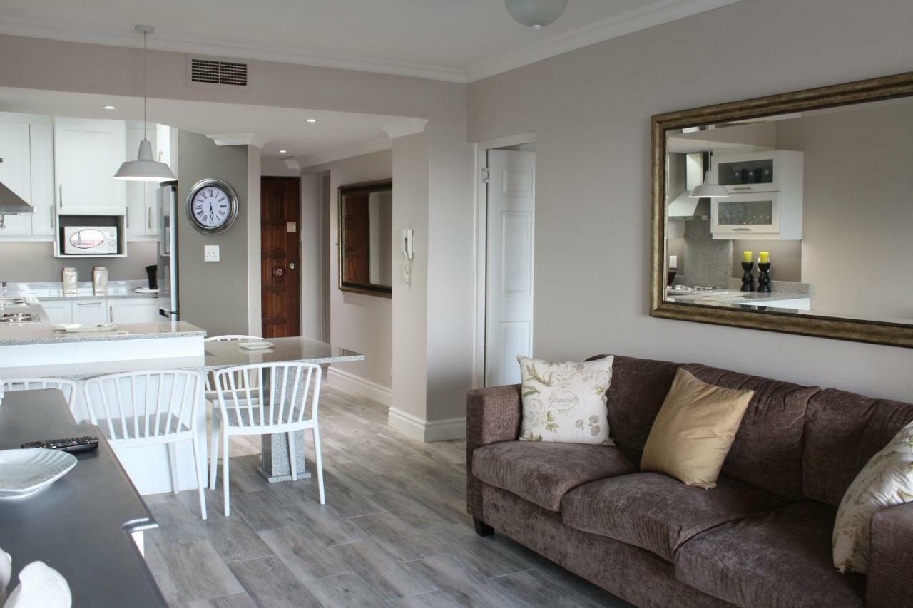 Apartment Beachfront Luxury @ Umhlanga