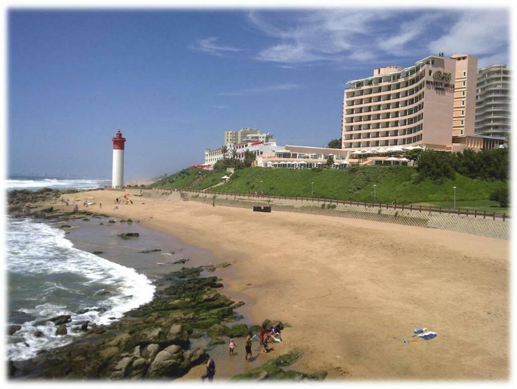 Beachfront Luxury @ Umhlanga Apartment Durban