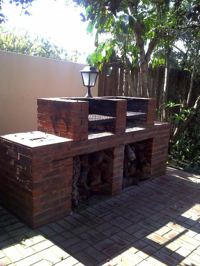 Beachfront Luxury @ Umhlanga * Durban